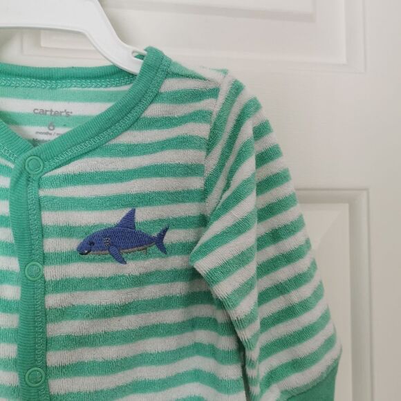 3/$15 Carter's terry cloth sleeper size 6 m - Picture 4 of 4